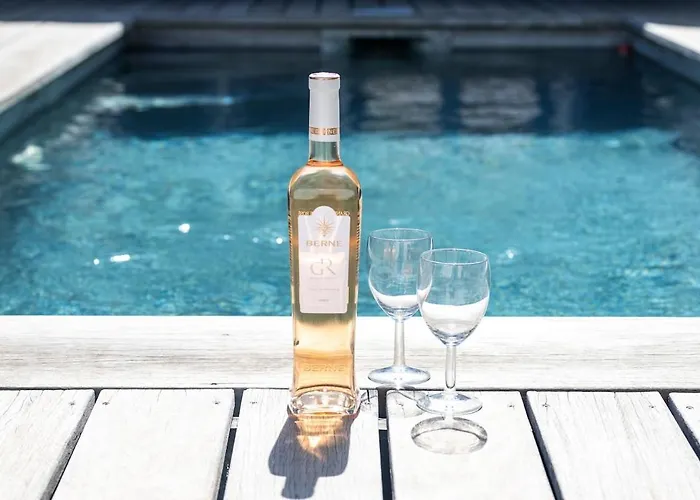 Βίλα Salt & Sun *